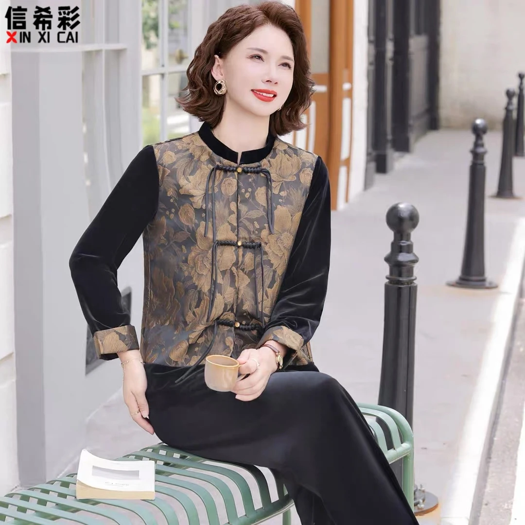新中式妈妈秋装金丝绒套装盘扣马甲中老年人女春秋长袖小衫两件套