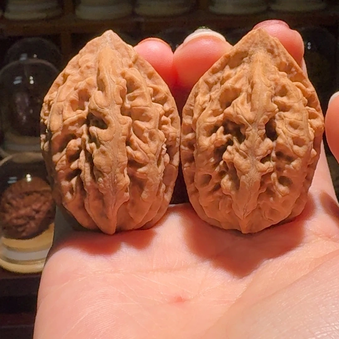 文玩核桃吊坠大火焰纹