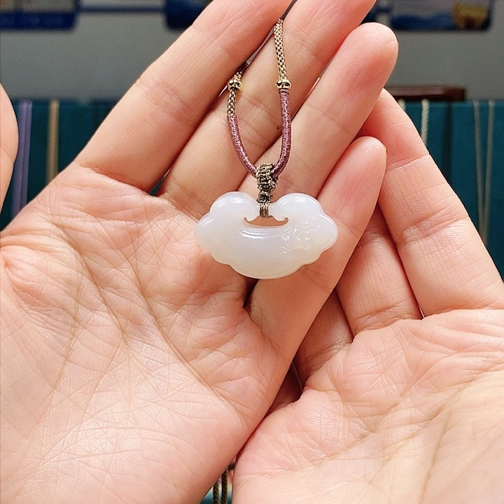 【闪购商品】颈饰未镶嵌和田玉