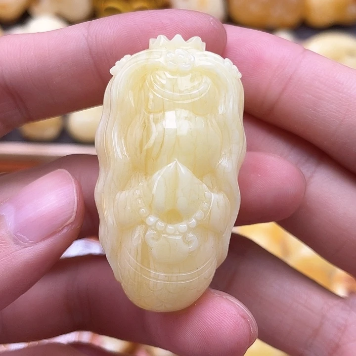 琥珀裸石未镶嵌蜜蜡