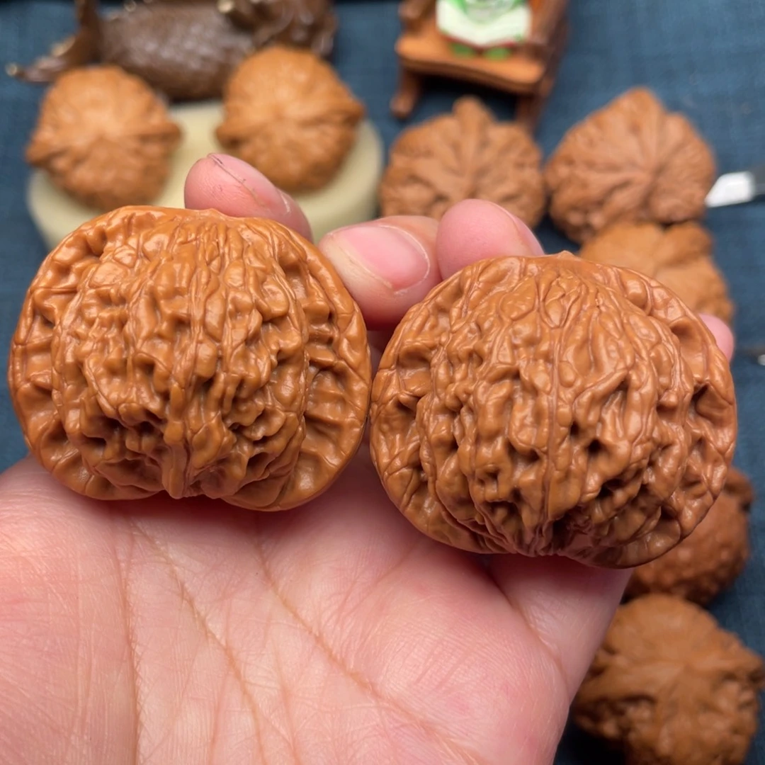 把件文玩核桃44爆肉狮虎兽