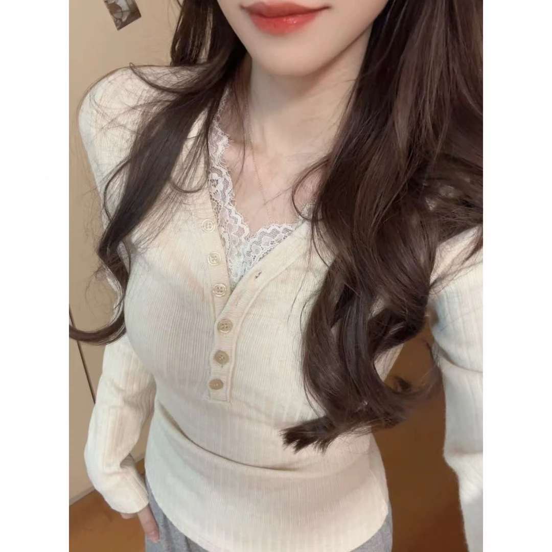 【半糖】拼接蕾丝v领针织衫女冬季内搭叠穿百搭