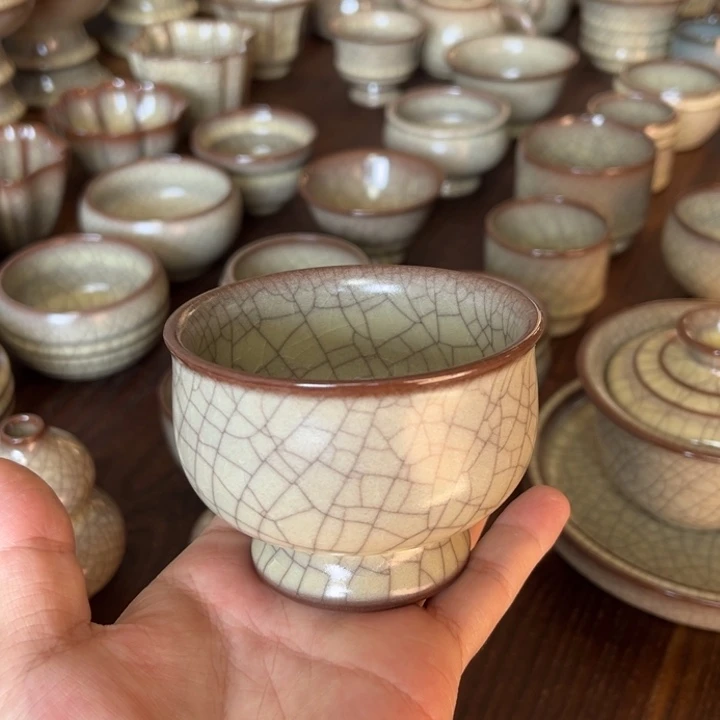 蒋加宝 传世哥窑 京墨杯