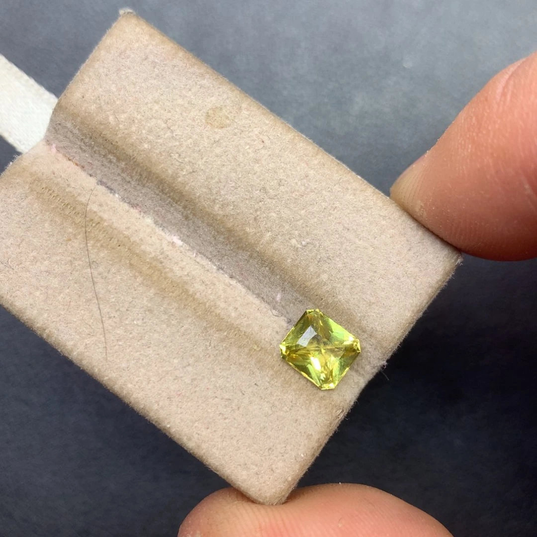 金绿宝石裸石未镶嵌1.71ct
