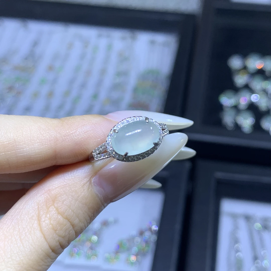 缅甸A货翡翠s925银镶嵌戒指