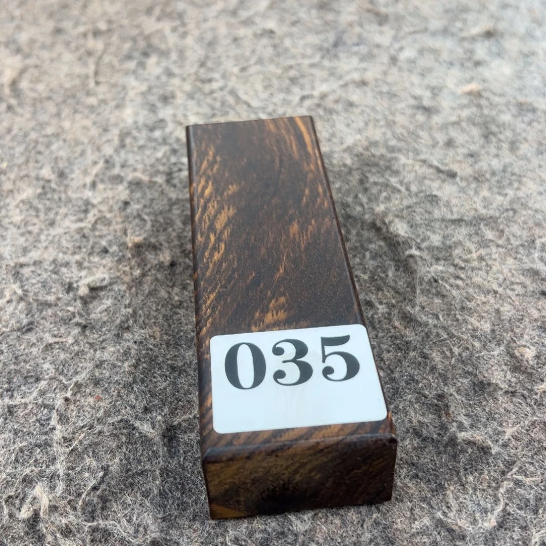 木隹**月木料一物一拍木料