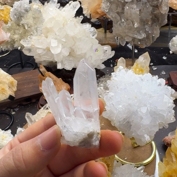 未镶嵌水晶珠宝半成品