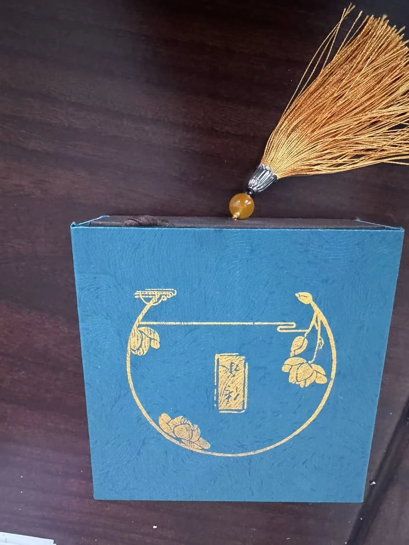 佟老六-----郝珊百货商行--收藏小盒