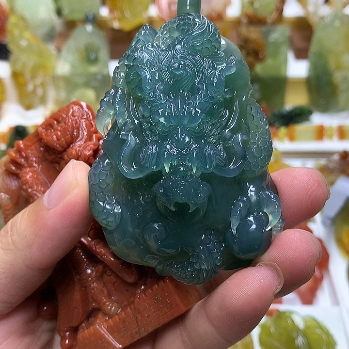 大***牛未镶嵌蛇纹石玉珠宝半成品
