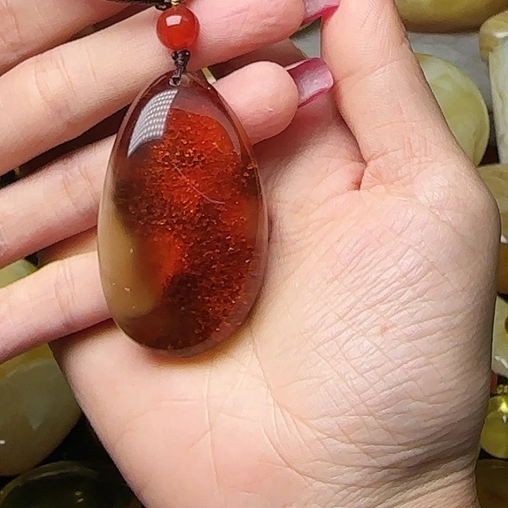 琥珀未镶嵌手链吊坠