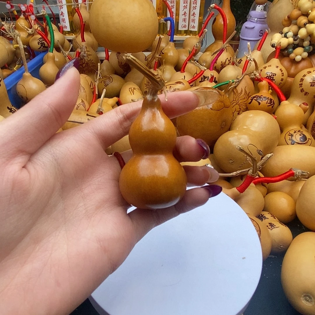 @***哥香榧木葫芦工艺品