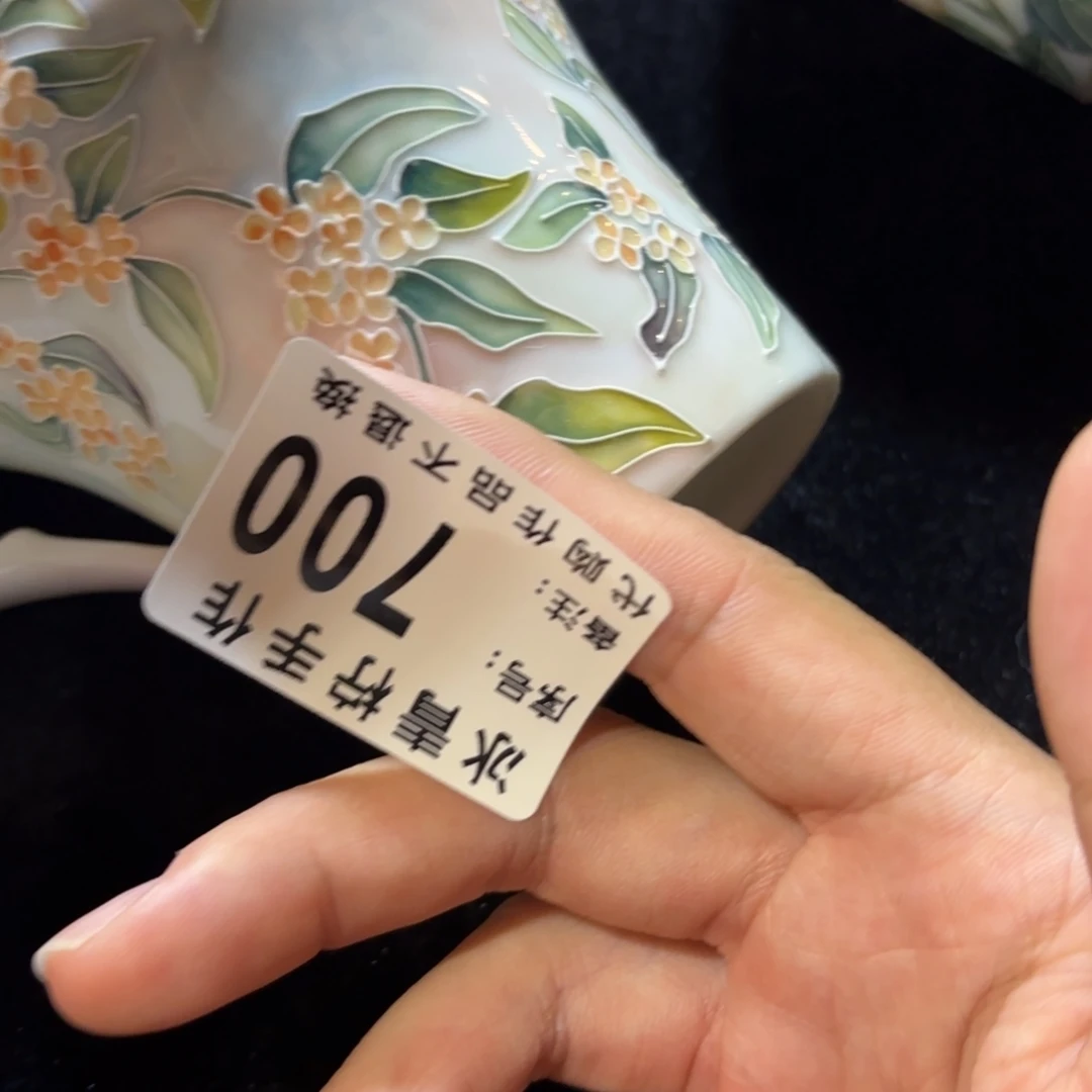 尘***g哈哈哈哈哈哈哈哈哈预定