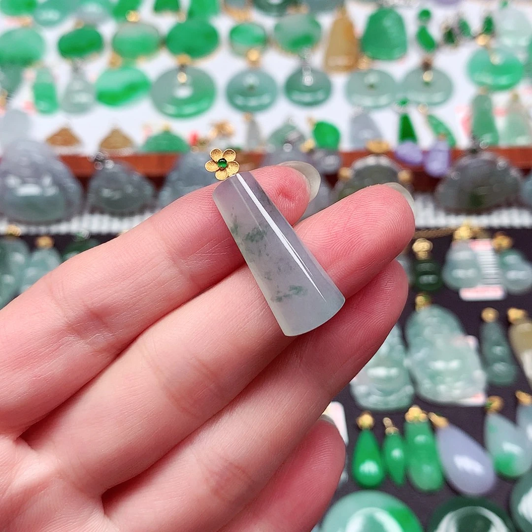 翡翠18K金镶嵌颈饰天然翡翠A货