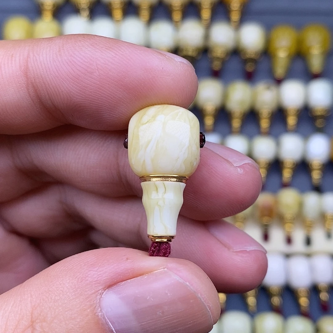 琥珀18K金镶嵌裸石13mm18K金腰带俄白花虎皮纹蜜蜡三通