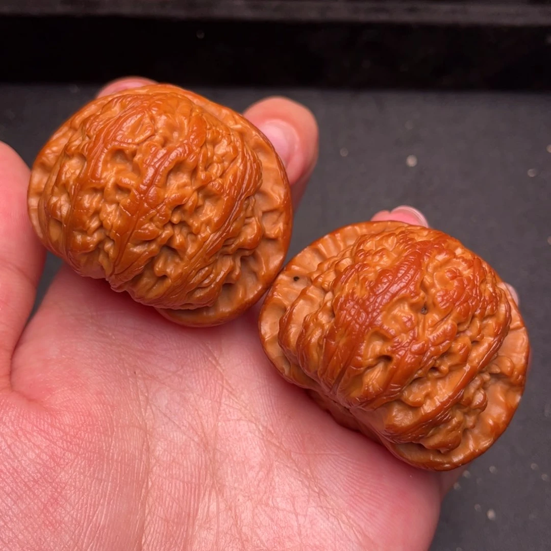 38碧玺（处理）文玩