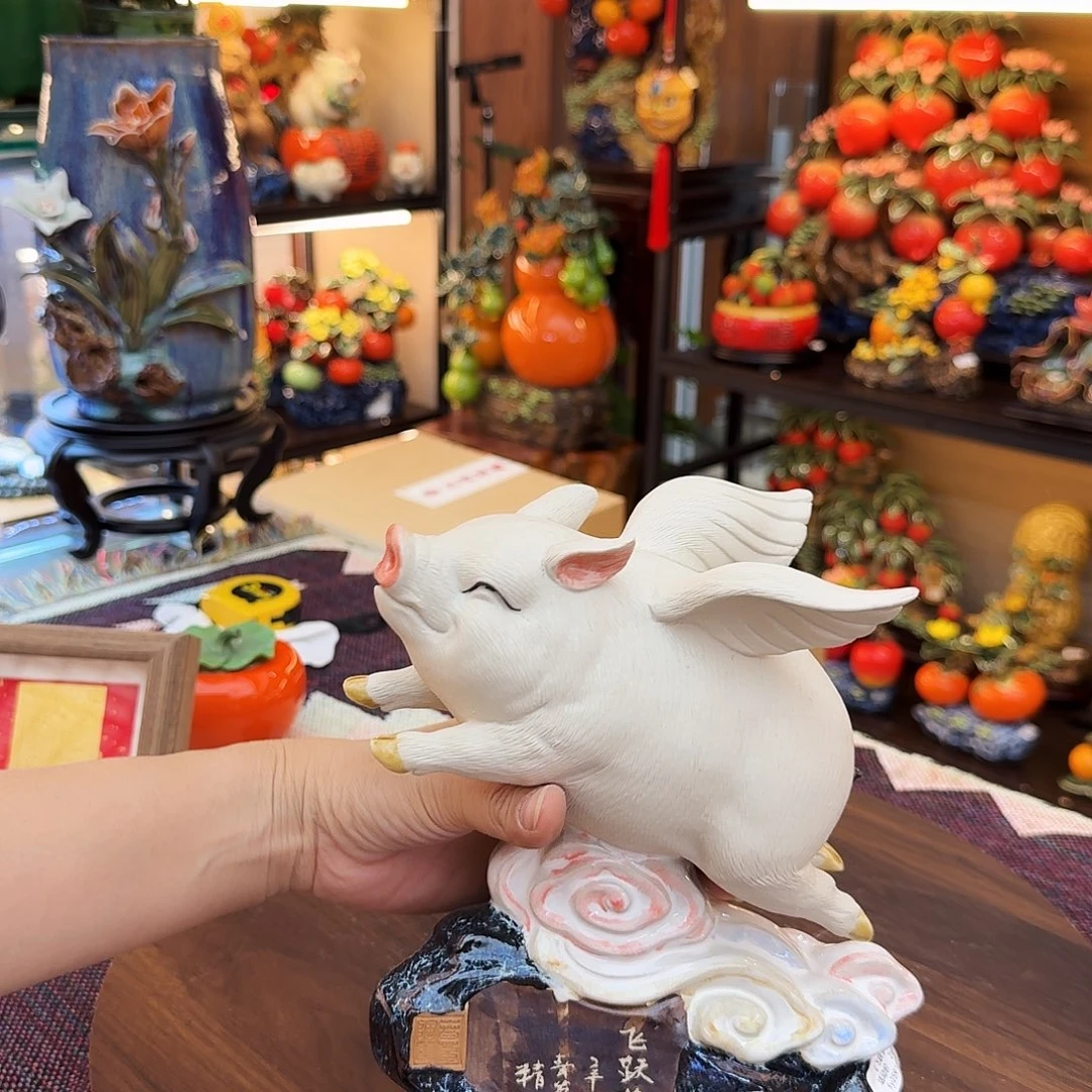 陶瓷飞跃梦想精品猪