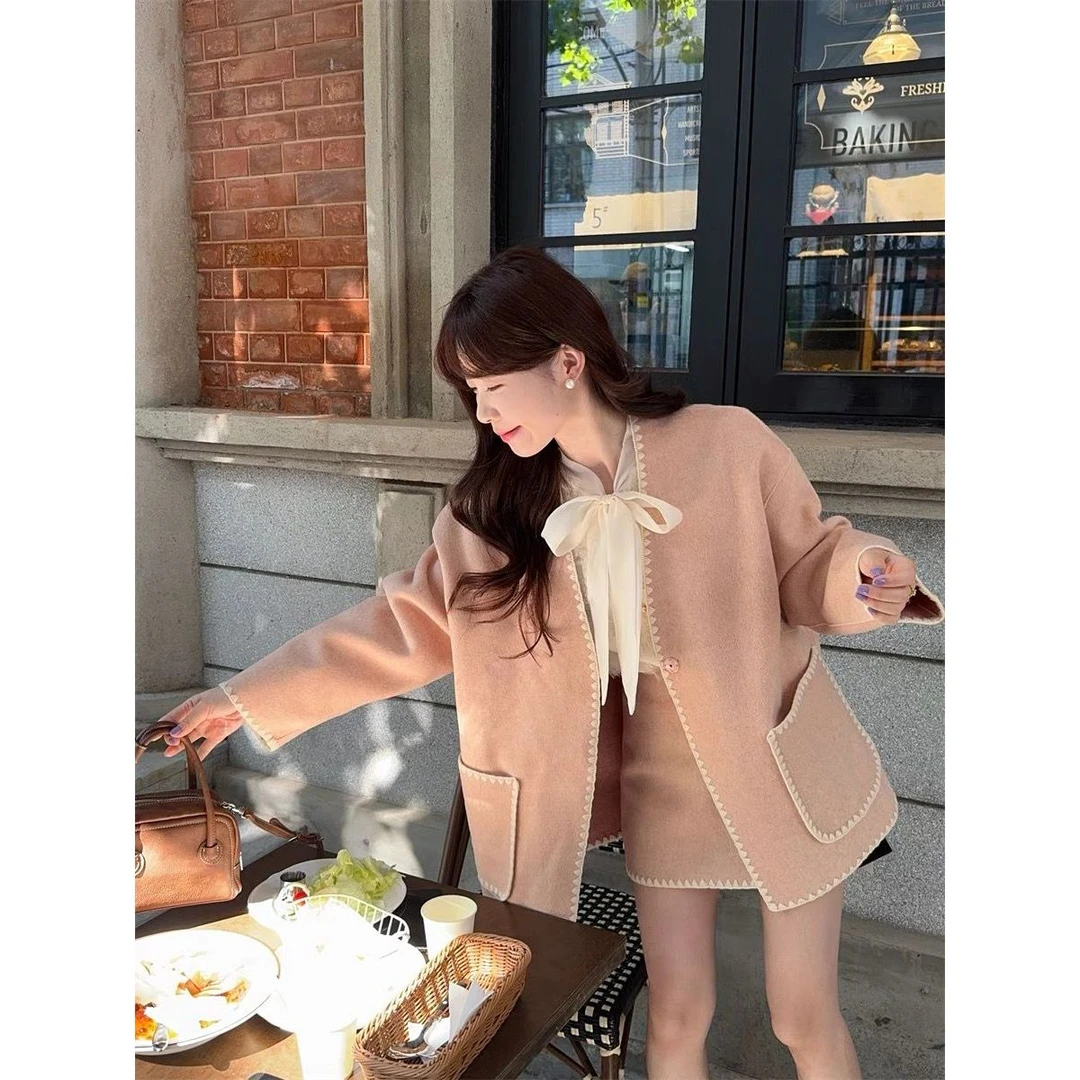 哥弟阿玛施正品富家千金气质小香风长袖外套蝴蝶结衬衣半身裙女20