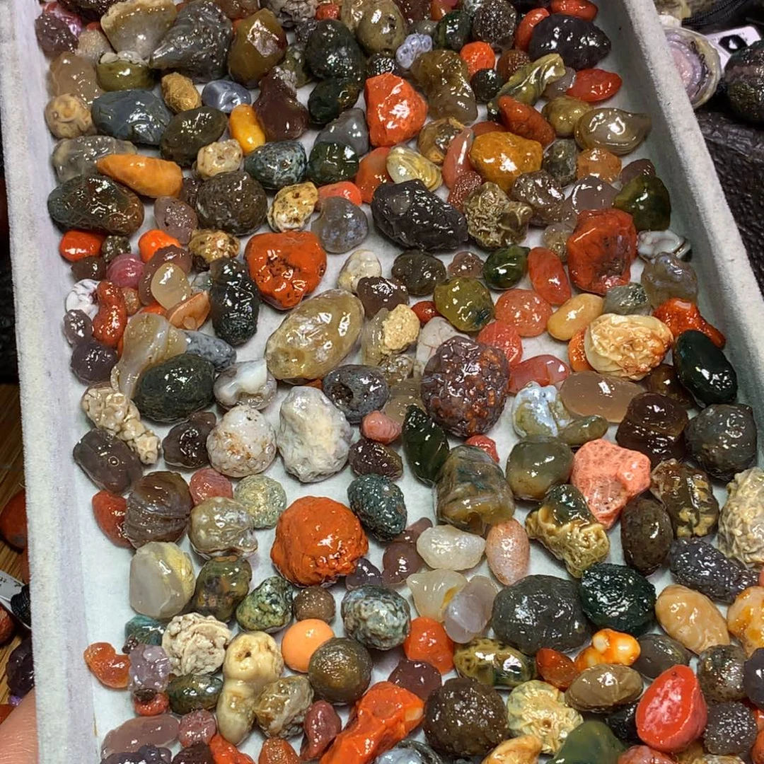 未镶嵌玛瑙/玉髓珠宝半成品