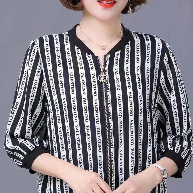 3001-33新款时尚显瘦棒球服