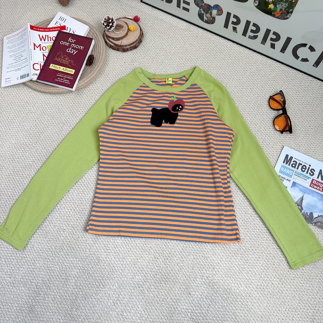 2025早春新款休闲时尚百搭卡通刺绣拼色条纹打底长袖T恤8812