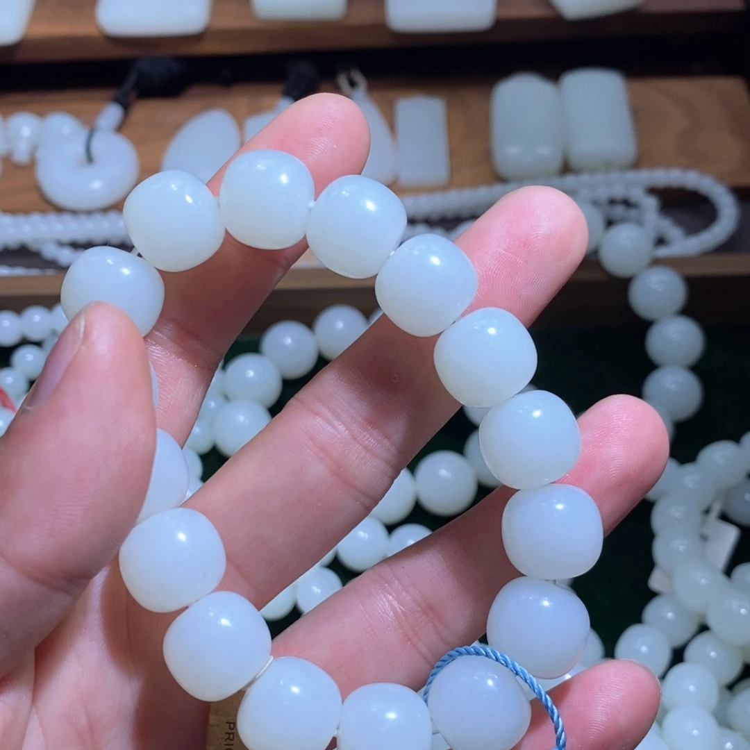 未镶嵌手链和田玉