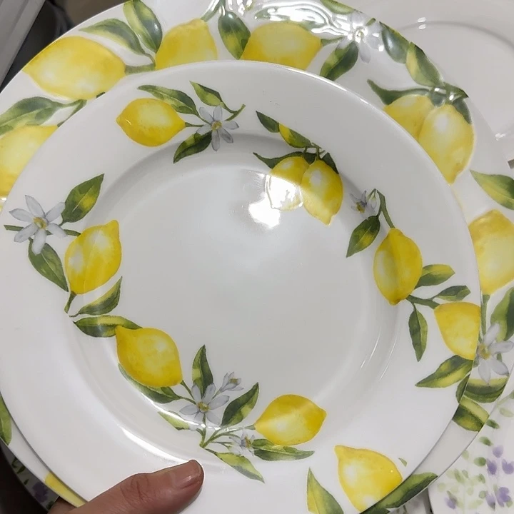 微瑕骨瓷 釉中彩 柠檬盘子一套