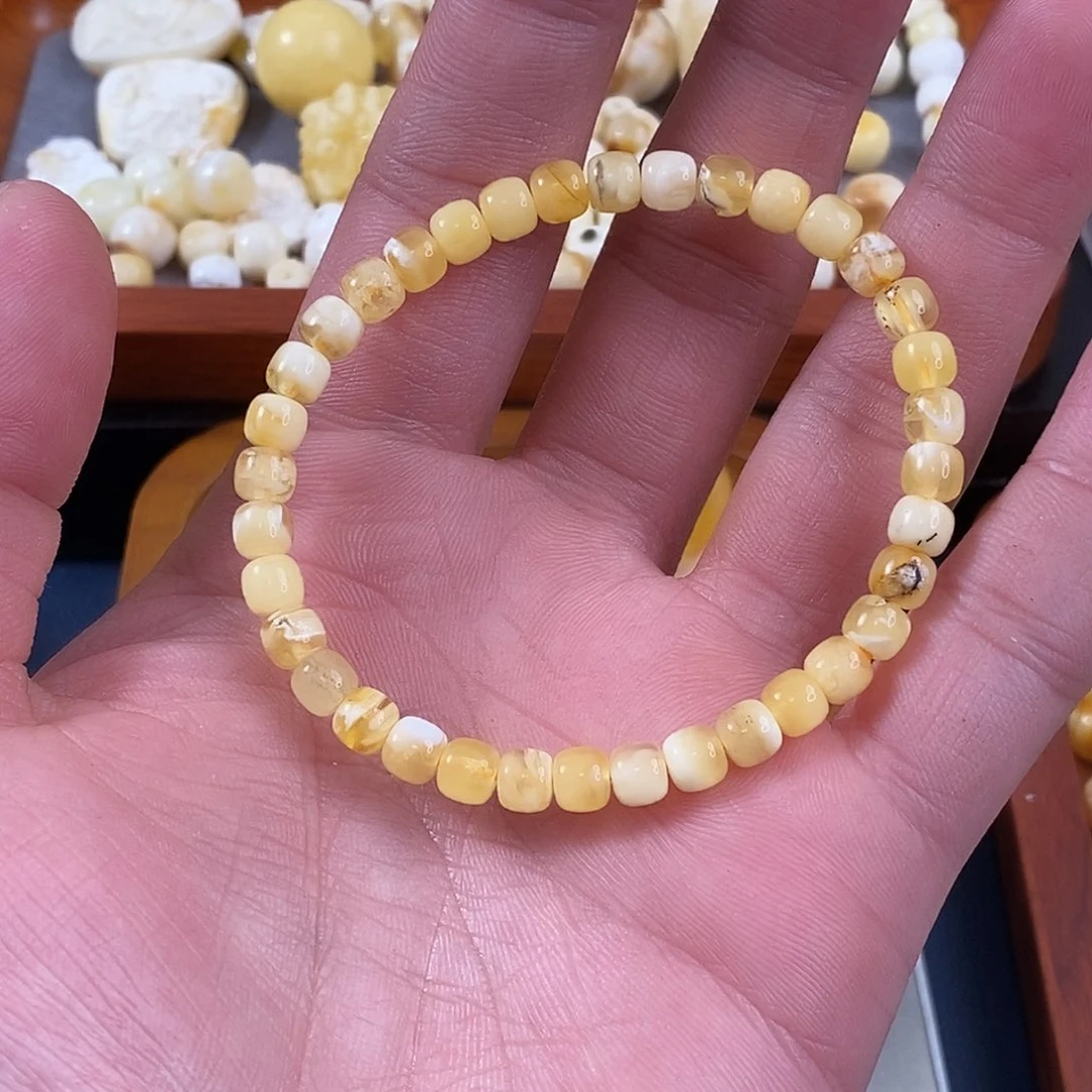 琥珀裸石未镶嵌微瑕