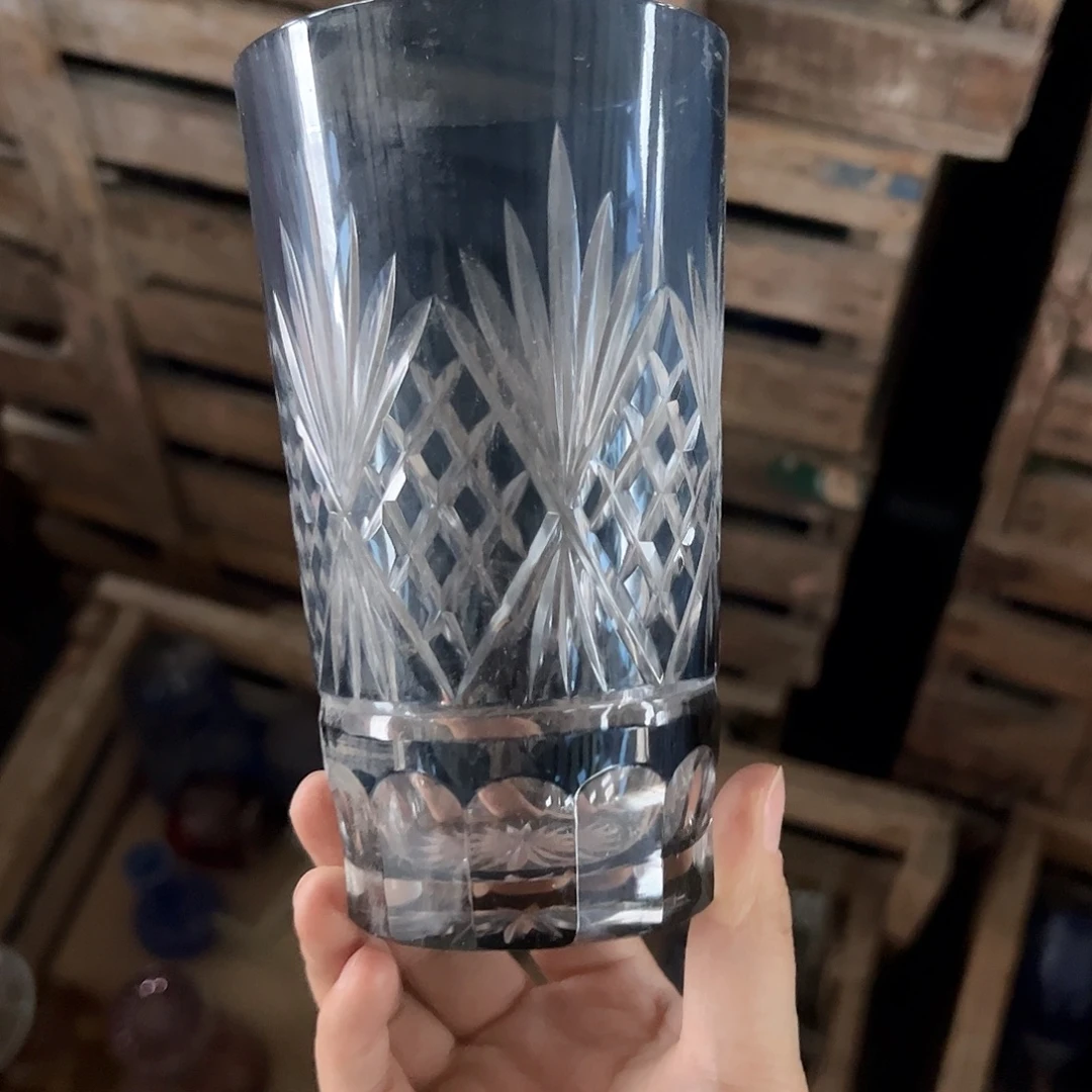 水晶玻璃高脚款微瑕一个