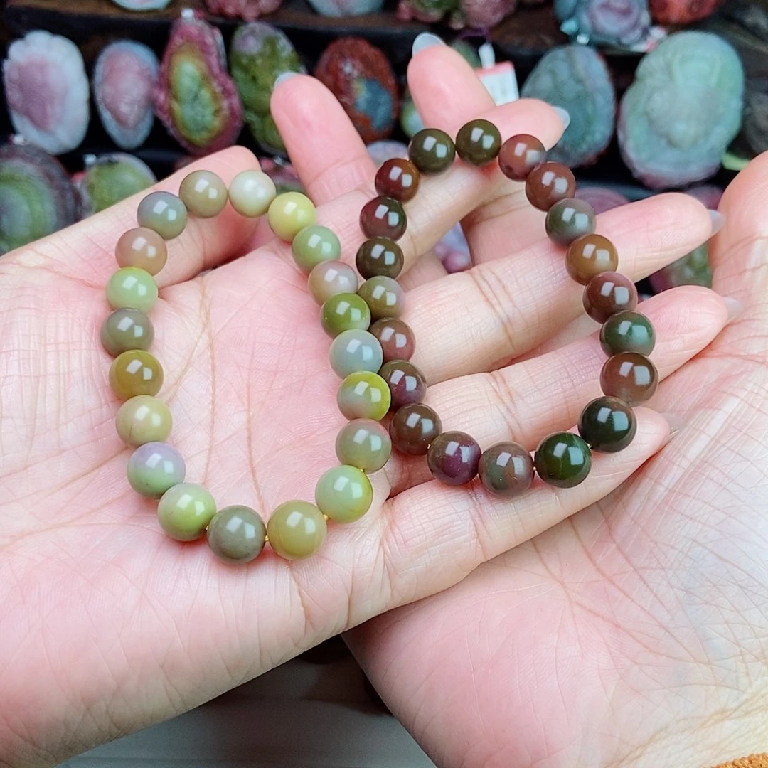 未镶嵌石英质玉（盐源）珠宝半成品皓**辰