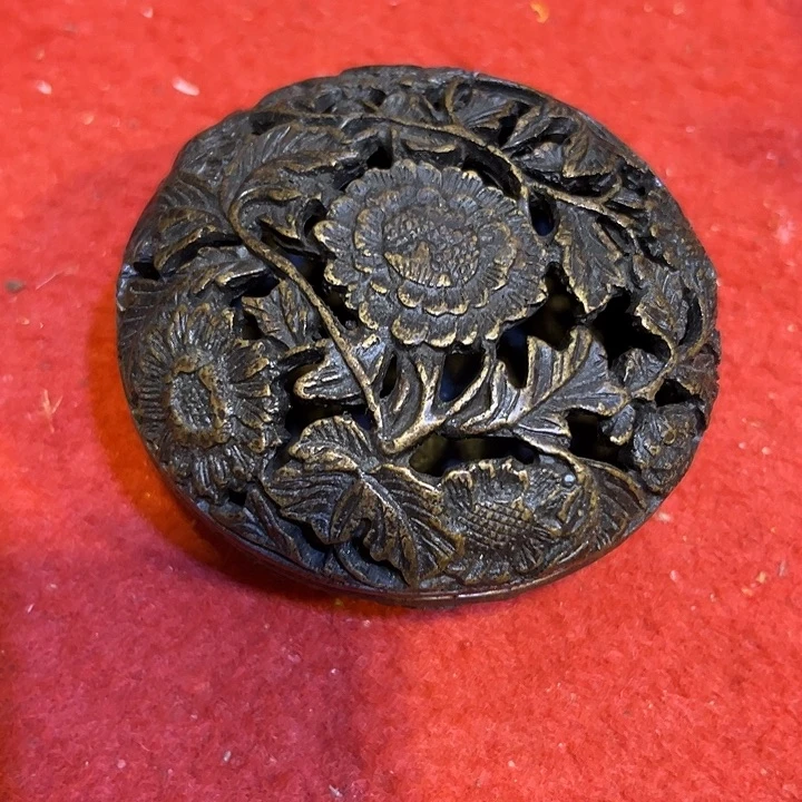 陈***渔黄铜摆件，文房工艺品摆件