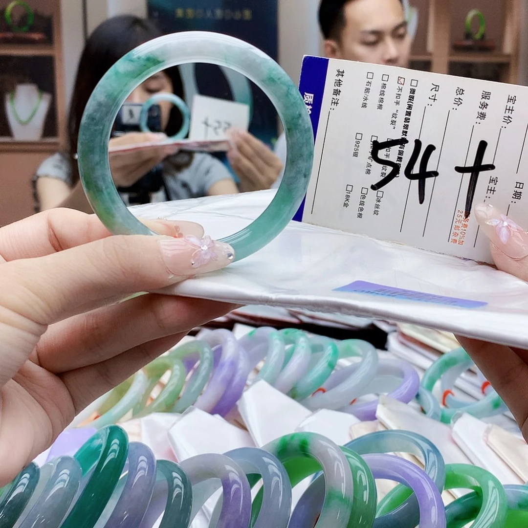 未镶嵌手镯翡翠nnnnnnn