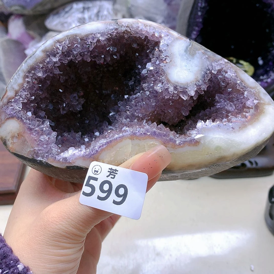 紫晶大型摆件（非配饰）未镶嵌