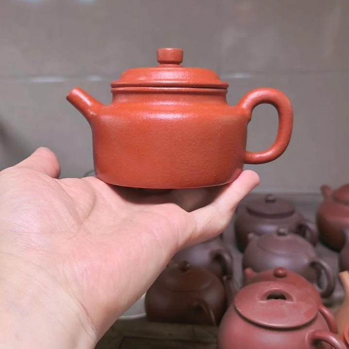 茶壶紫砂广****司30目通筛手练纯红降坡全手工制作德中壶