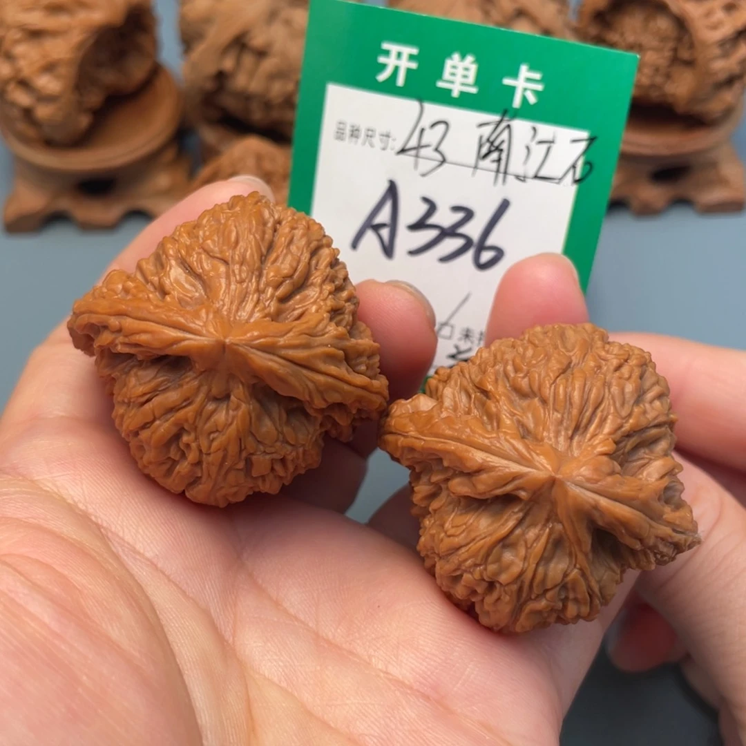 吊坠桃核文玩核桃