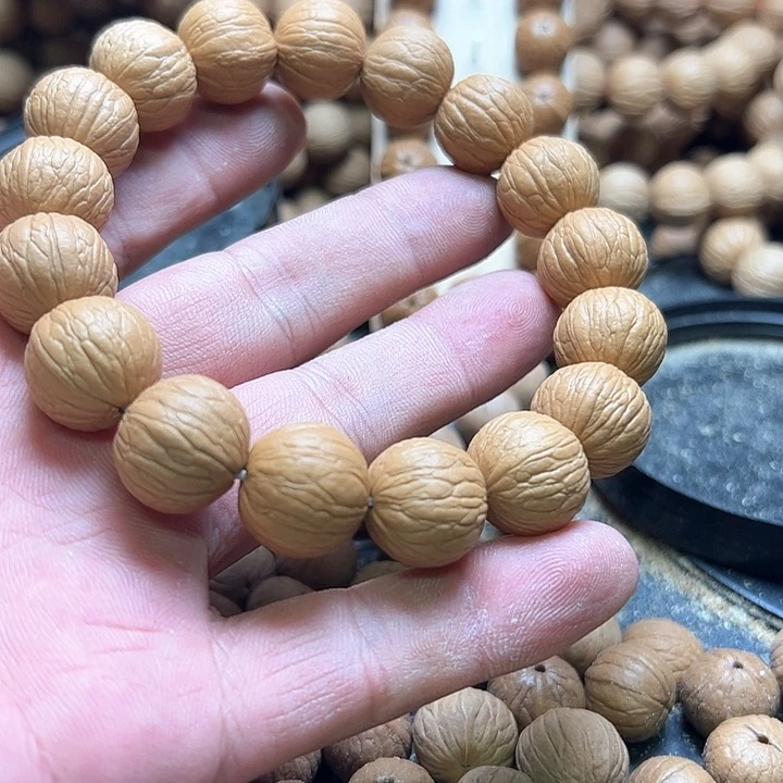 猴头核桃吊坠6***6盆子