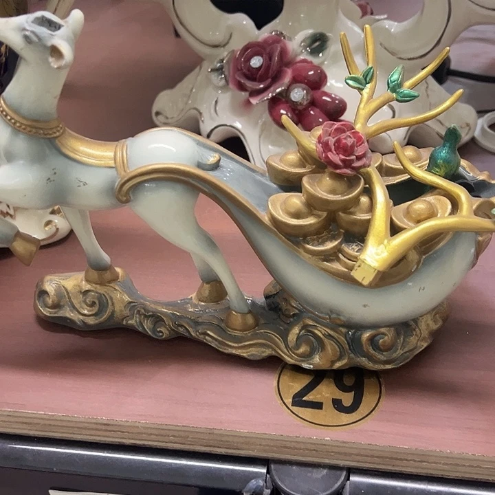 瓷片瑕。。。。。。。。。。。。。