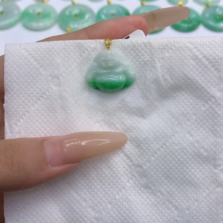颈饰18K金镶嵌翡翠111111111