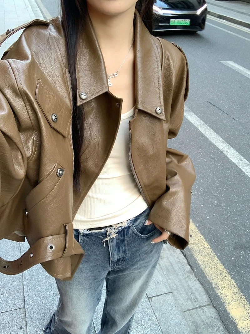 1211秋款新款美式复古翻领pu皮设计感简约通勤时尚短款上衣外套