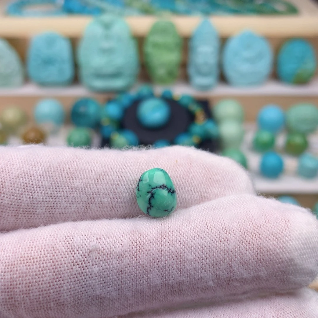 未镶嵌绿松石珠宝奇石