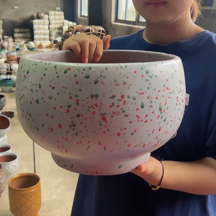 瑕疵高度19厘米口径26厘米