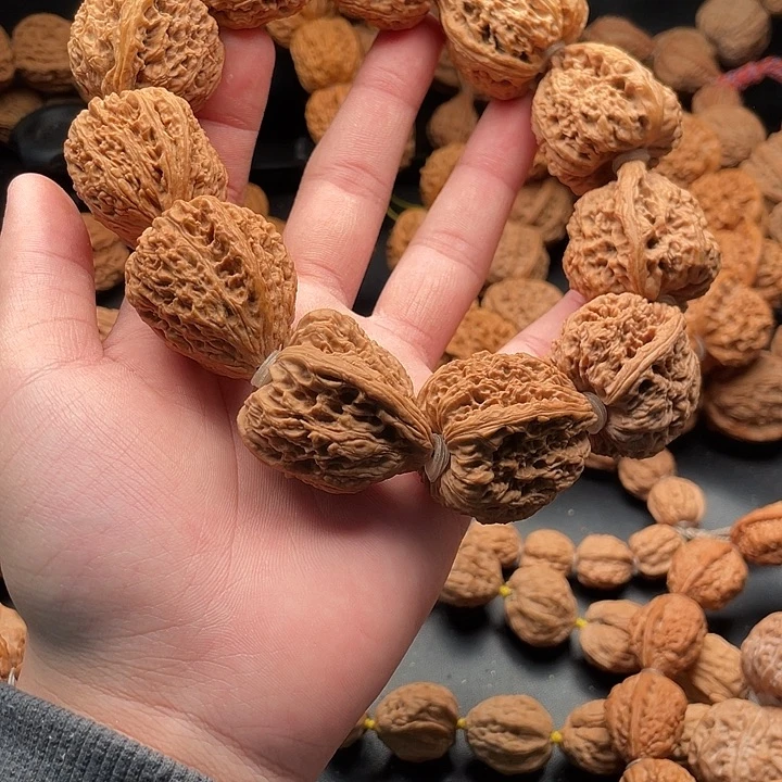 不***忆文玩核桃吊坠4南疆石