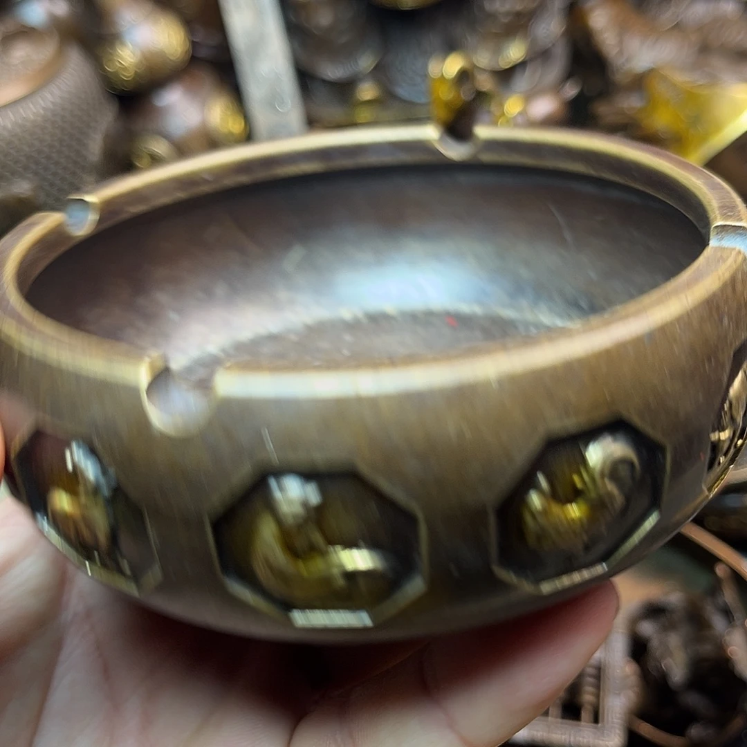 精美铜器工艺品等