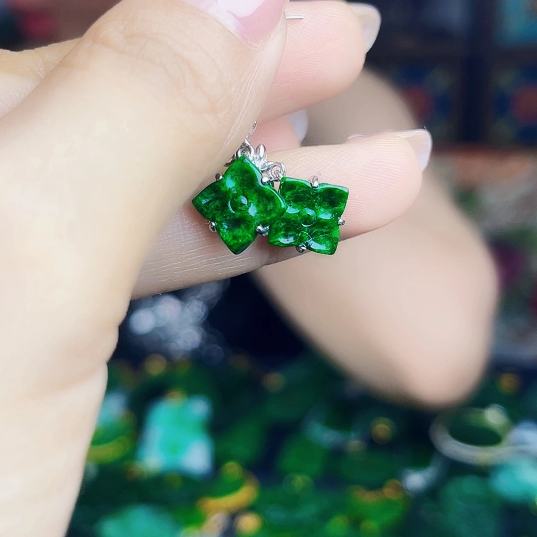 翡翠银S925镶嵌颈饰多样性