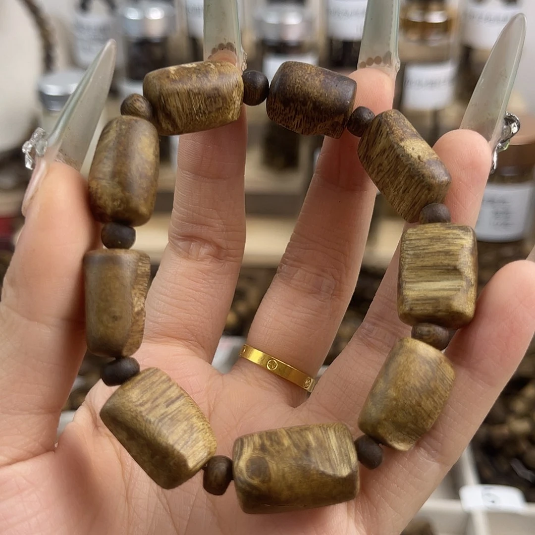 向***材沉香碎屑沉香板头珠10g