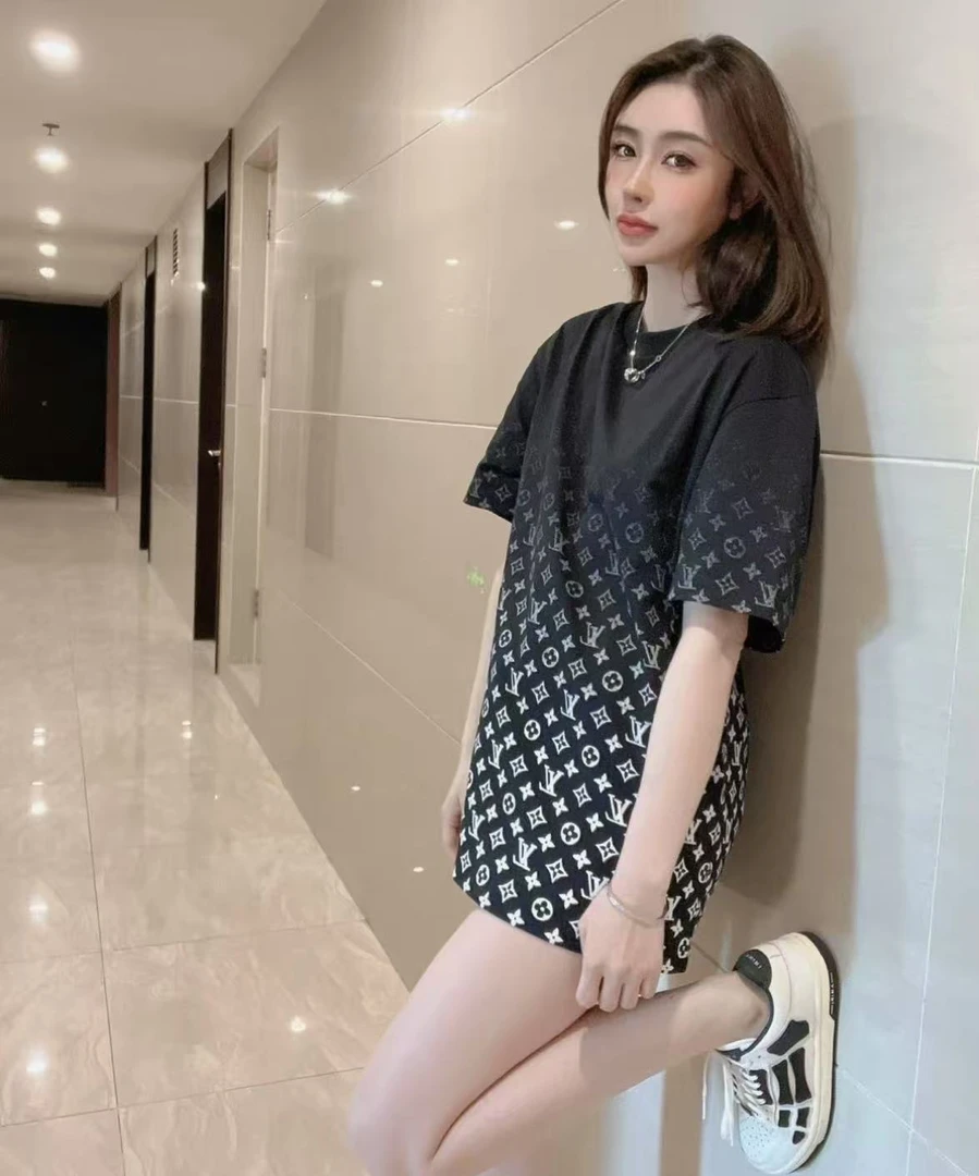 未使用 LouisVuitton/路易威登 TY满印Logo印花渐变短袖HKY46W