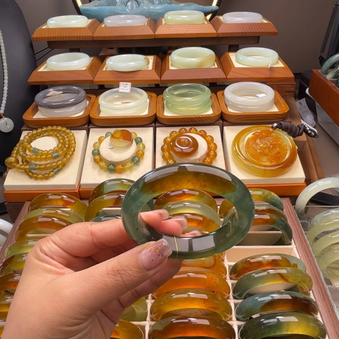 蛇纹石玉未镶嵌55-56