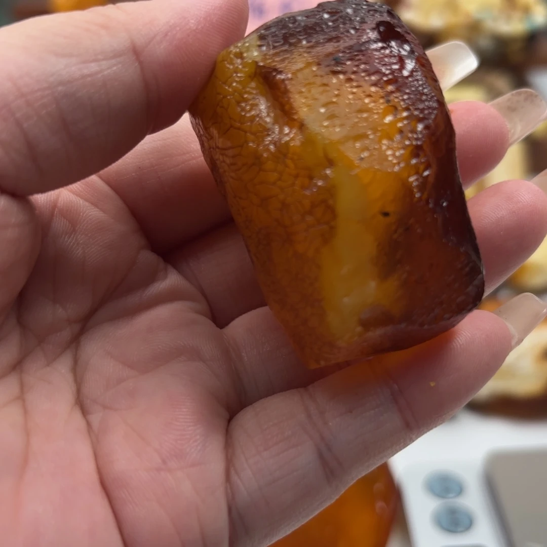 知***了未镶嵌定制琥珀蜜蜡