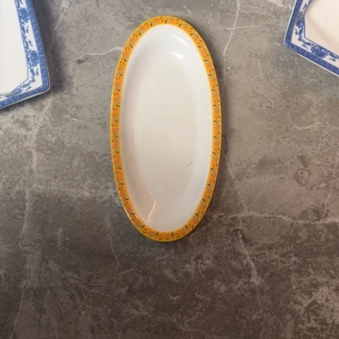 其他瓷碟一个陶瓷