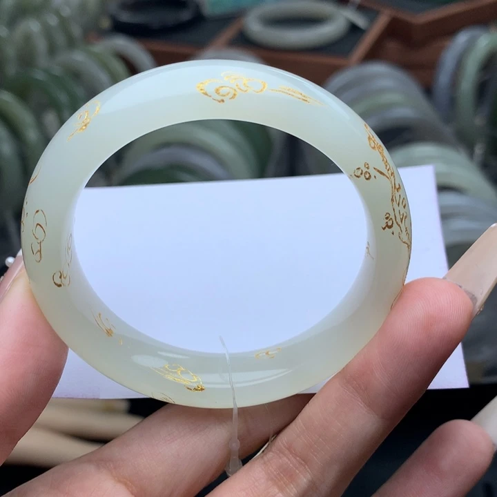 未镶嵌手镯和田玉52