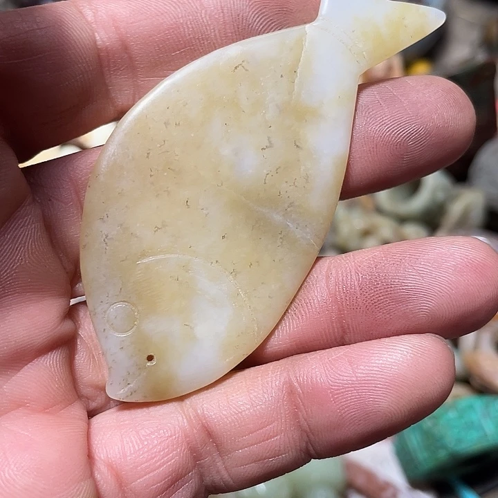 和田玉（糖玉）未镶嵌颈饰wrtyyuiiii